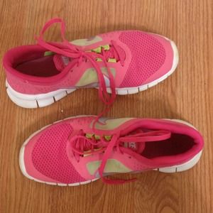 Nike Free Run shoes - Pink & Green