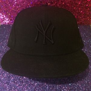 NY Yankees New Era 59/50 Fitted Black Hat 7 3/8