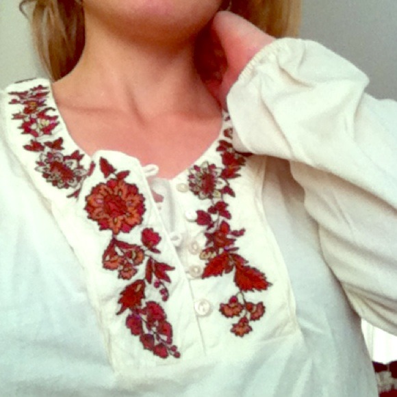 NWOT lucky brand embroidered blouse, small