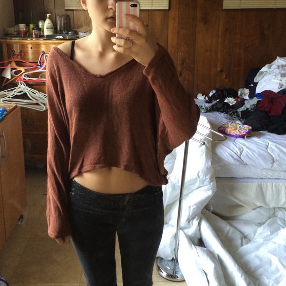 Brandy Melville sweater