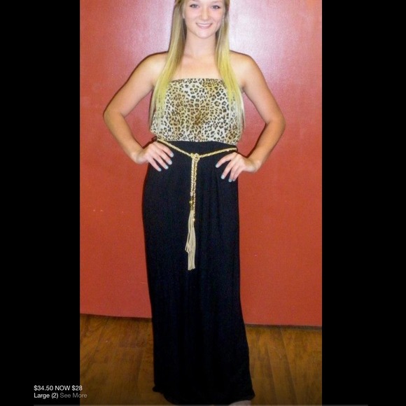 Dresses & Skirts - Strapless Leopard Maxi Dress