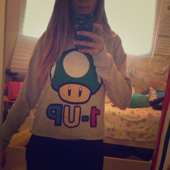 Super Mario Mushroom Top