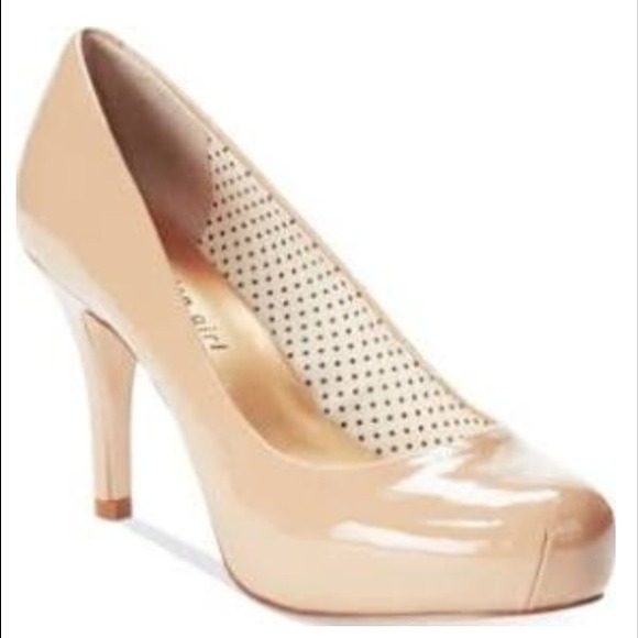 NEW Madden Girl Nude/Beige Heels