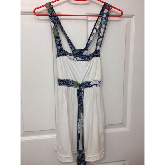 Cute Cross Back Beachy Tank - Fitted at top