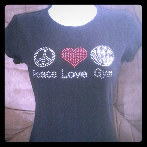UFC PEACE LOVE GYM