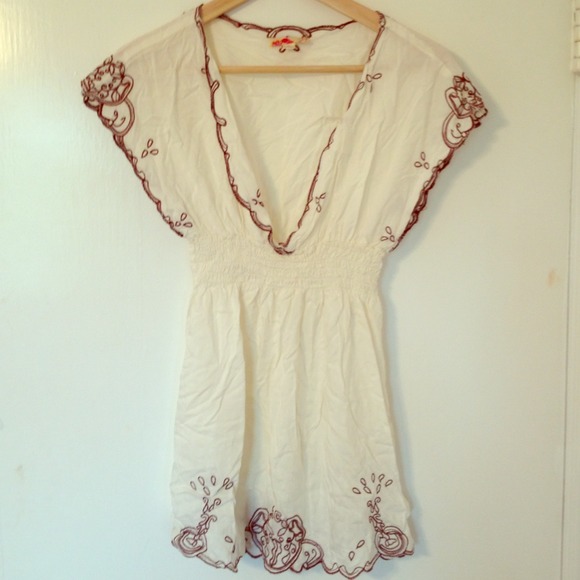 Off white peasant top