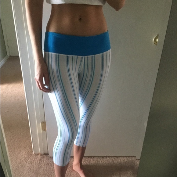 Lululemon candy stripe wunder under pants 8 - Picture 5 of 5