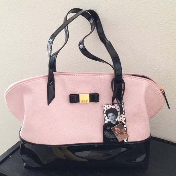 🚫Sold🚫NWT pink/black LuLu handbag - Picture 1 of 4