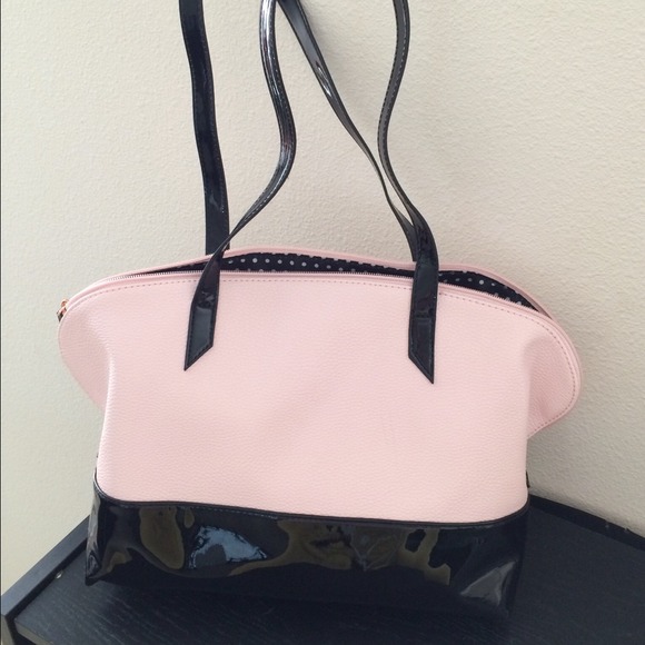 🚫Sold🚫NWT pink/black LuLu handbag - Picture 4 of 4