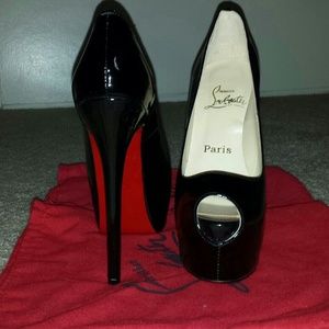 Red bottom black patent leather high quality heel