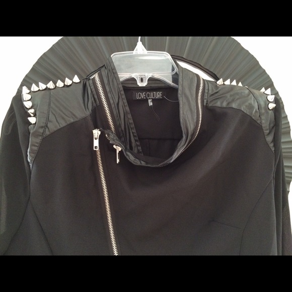 🚫Sold🚫New Love Culture jacket w studded shoulder - Picture 2 of 4