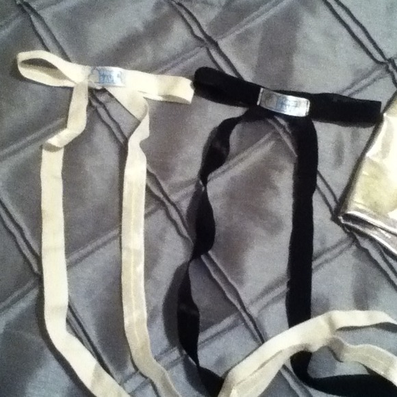 Traded - Picture 2 of 3