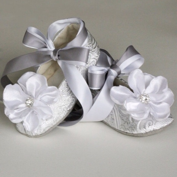 Hand made toddler size 5 (babies) (18 months old)