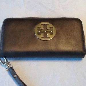 Troy burch wallet