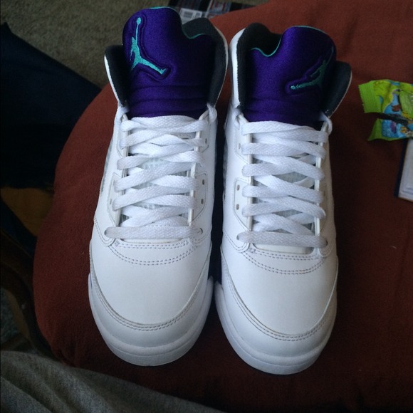 ⚠️⚠️Sold local 🚫⚠️Air Jordan retro v