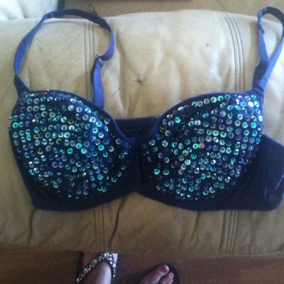 Traded - Picture 2 of 2