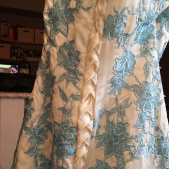 SOLD - Picture 3 of 4