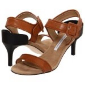 ***SOLD***Diane Von Furstenberg Sandals.
