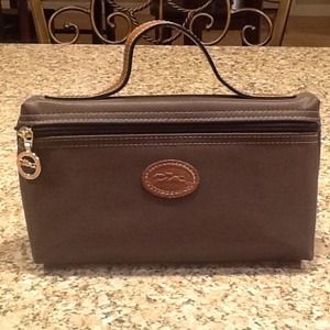 Longchamp cosmetic bag, color: olive, NWOT