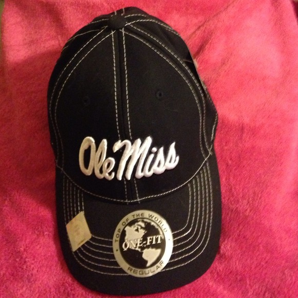 Ole Miss hat, NWT!