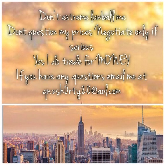 Authentic Michael Kors Wallet - Picture 4 of 4