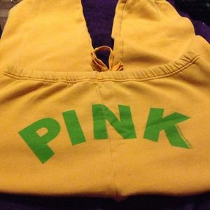 Victoria secrets PINK yellow sweats.! 🌟✨