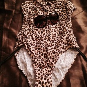 One Piece Swimwear ☀️