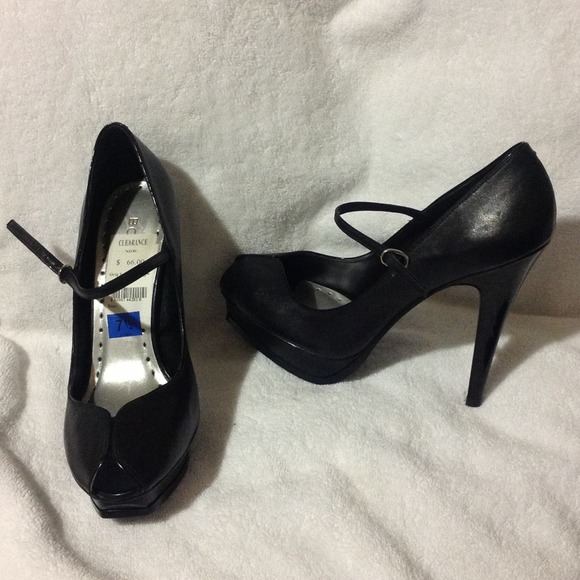 BCBGirls shoes, sale price - Picture 2 of 4