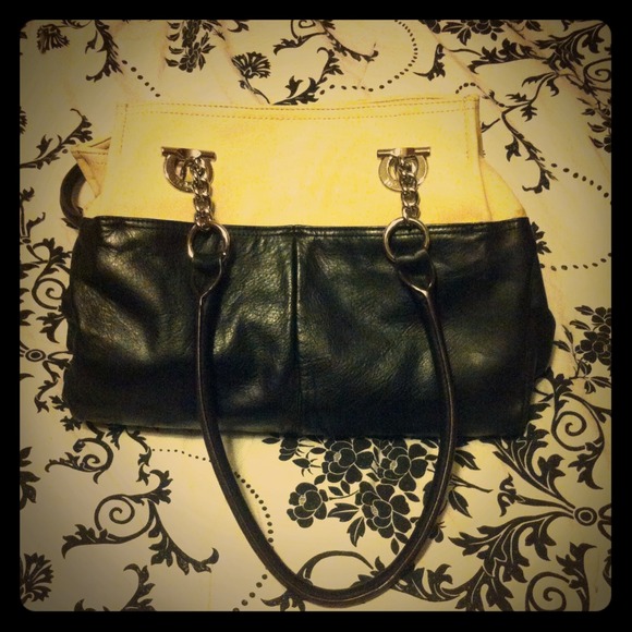 Reserved. Tignanello cream + black leather bag