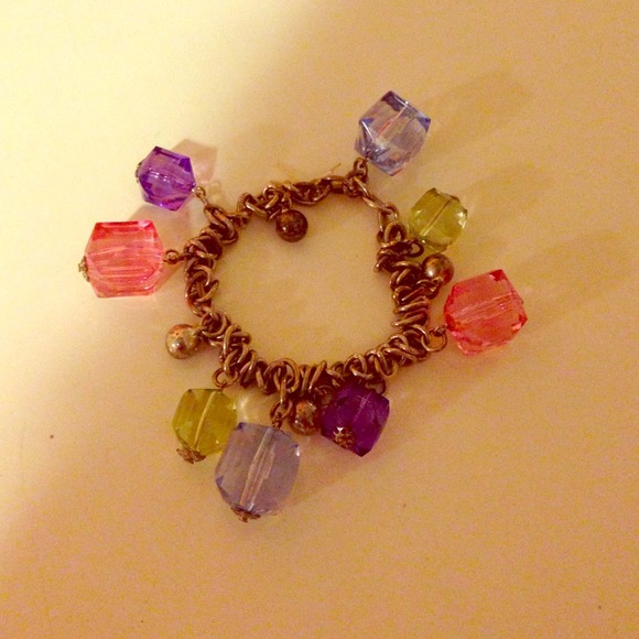 Bracelet