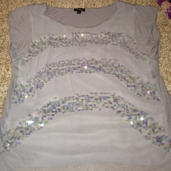 Sequined gray shirt😊