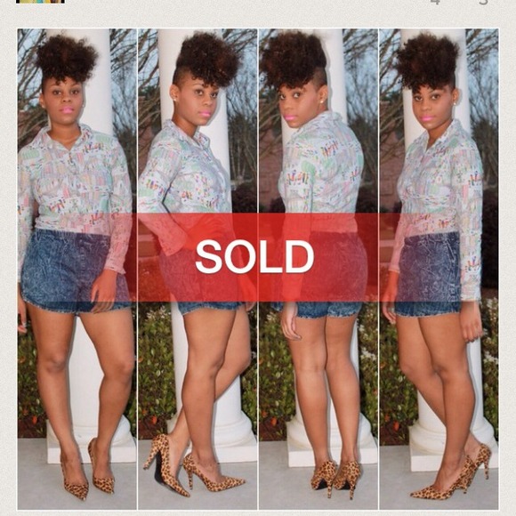 💥New Item💥 Vintage Printed Simple Button Up