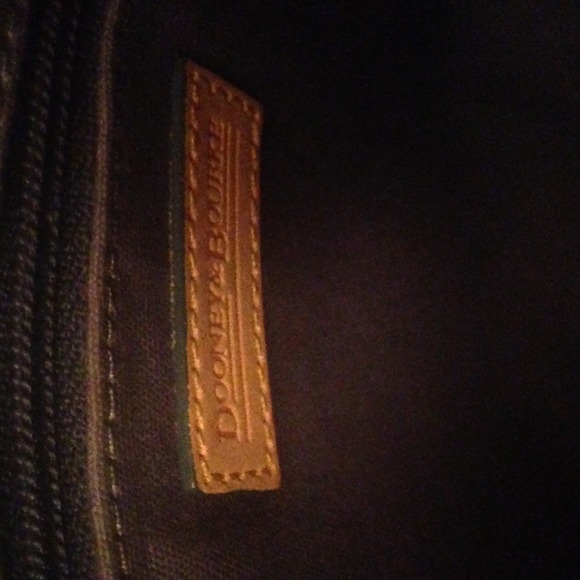 Dooney & Bourke Heart Purse - Picture 2 of 3