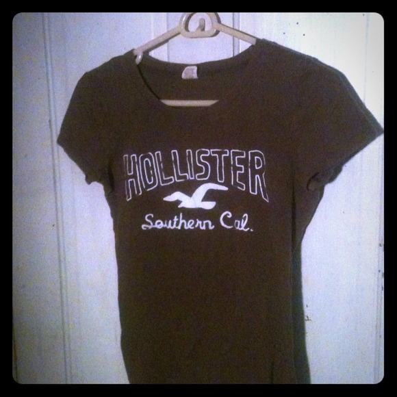 Hollister t- shirt
