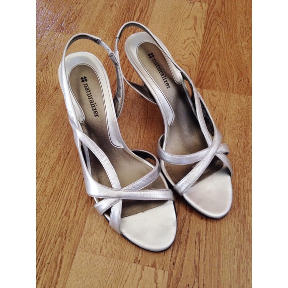 Naturalizer Silver Kitten Heels