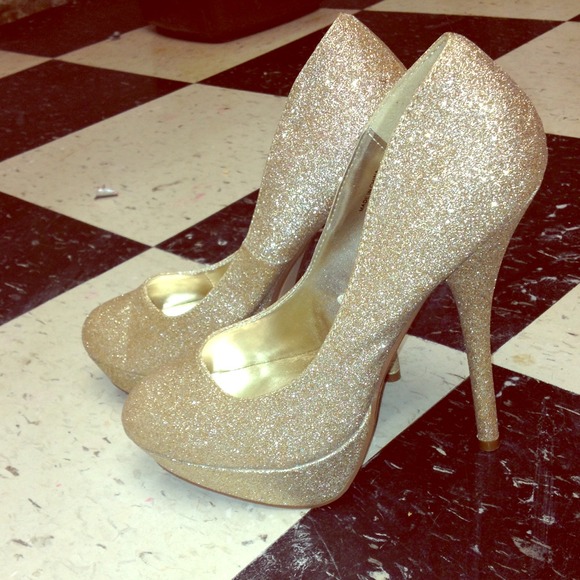 Gold glitter heels