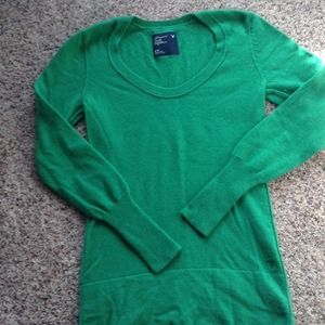 🌹Sold in bundle🌹 green American Eagle Sweater