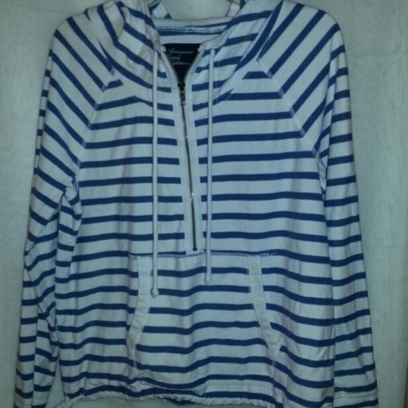 Hooded sweatshirt
