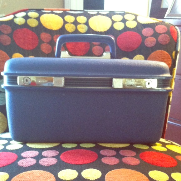 Vintage Samsonite Train Case !