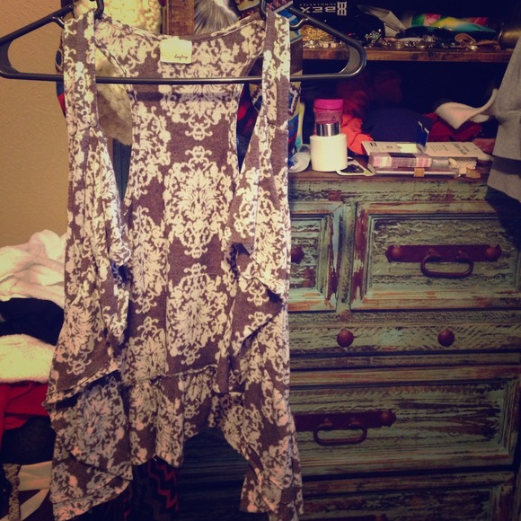 Daytrip sleeveless cardigan!