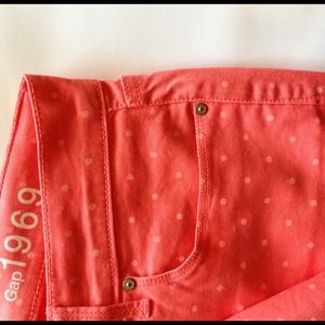 Pink polka dot Gap 1969 skinny jeans