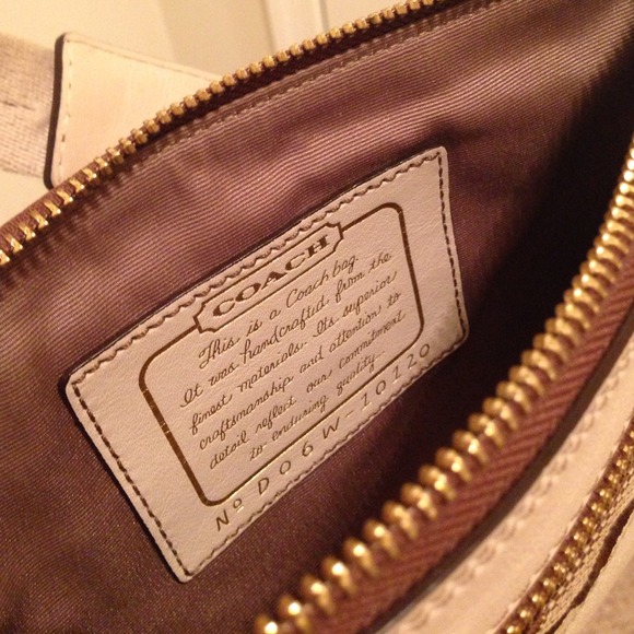 Coach Shoulder Bag - Picture 3 of 3