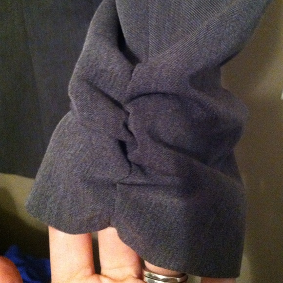 3/4 Sleeve charcoal blazer🌸 - Picture 3 of 3