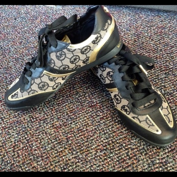 💥New Michael Kors  shoes💥