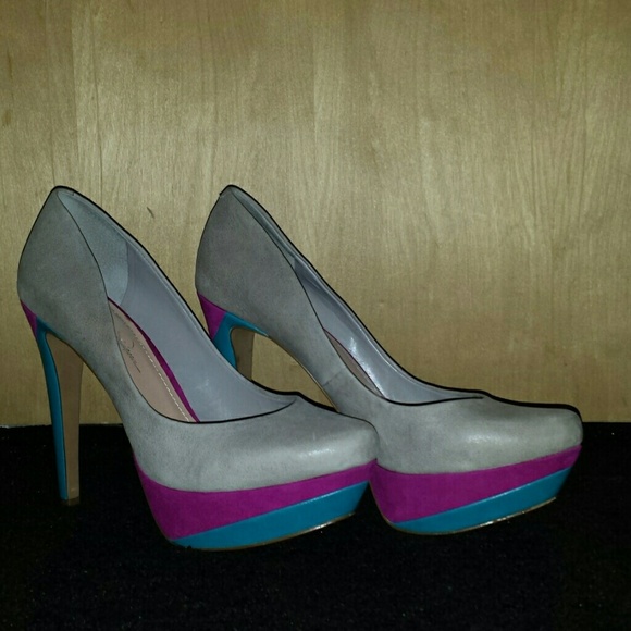 LAST CALL- Jessica Simpson Pumps