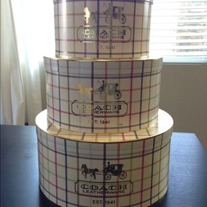 RARE!!!! Coach Heritage Stripe hat boxes