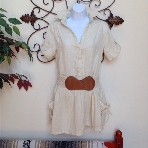 🚫gifted🚫Cream short sleeve tunic