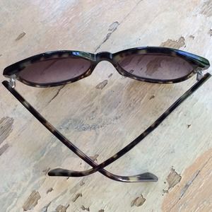 Coach Accessories - Coach Black & Tortoise Frame Sunglasses Coach Accessories - Coach Black & Tortoise Frame Sunglasses
