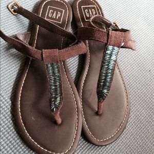 Gap sandals