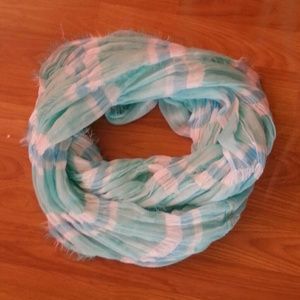 Infinity scarf
